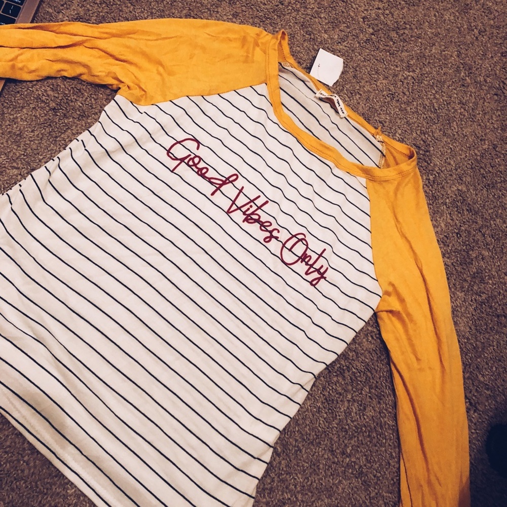 CUTE SHIRT ! BRAND NEW!